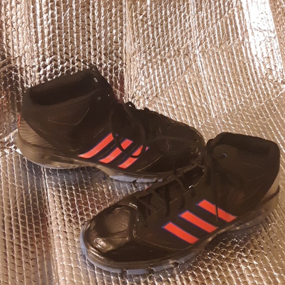 Addidas black/red stripes "mens" - Picture 2 of 8